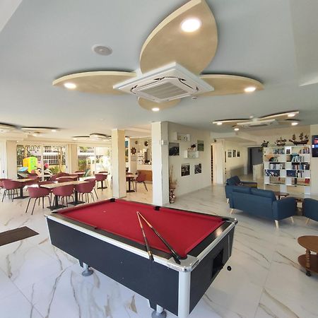 Hotel Palazzi กาบิชเชมาเร ภายนอก รูปภาพ