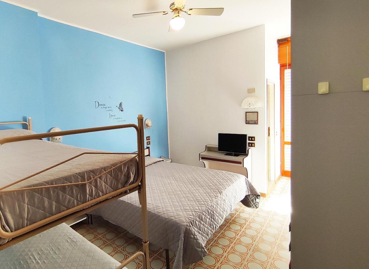Hotel Palazzi กาบิชเชมาเร ภายนอก รูปภาพ