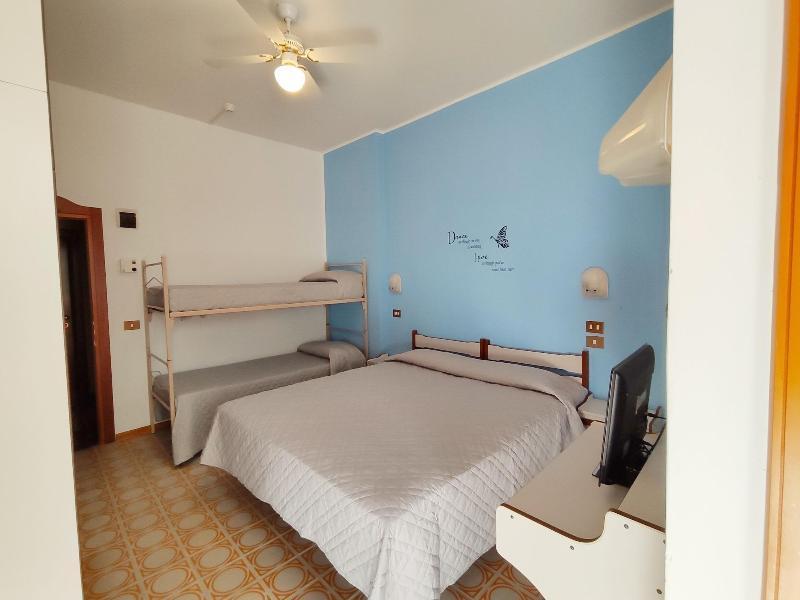 Hotel Palazzi กาบิชเชมาเร ภายนอก รูปภาพ