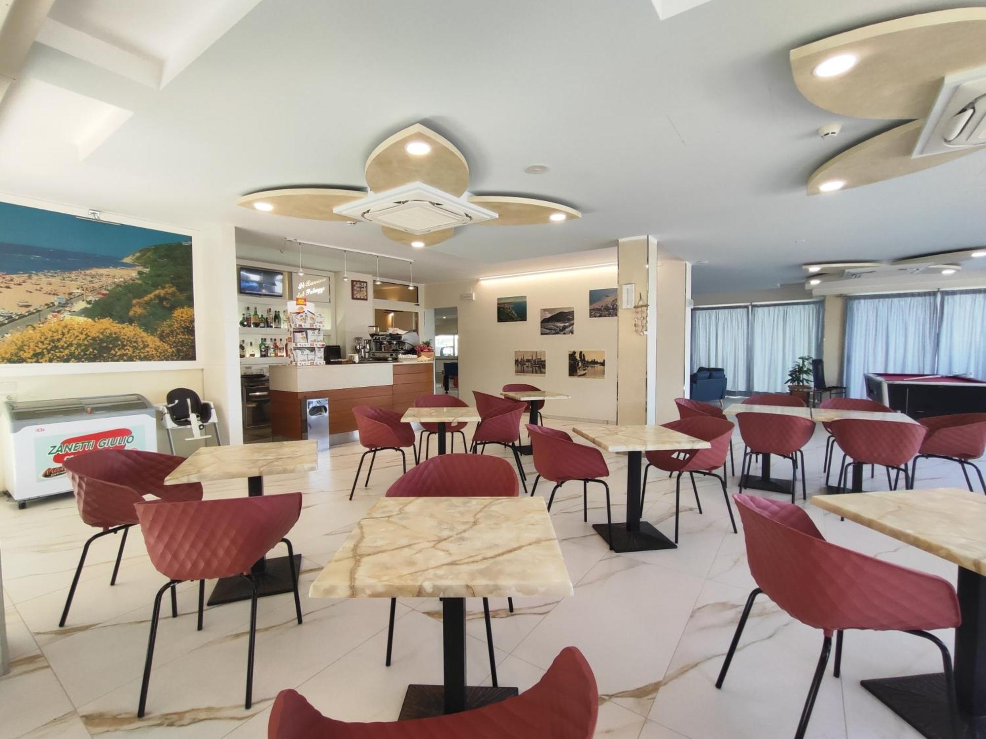 Hotel Palazzi กาบิชเชมาเร ภายนอก รูปภาพ