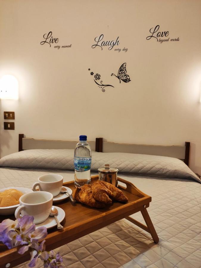 Hotel Palazzi กาบิชเชมาเร ภายนอก รูปภาพ